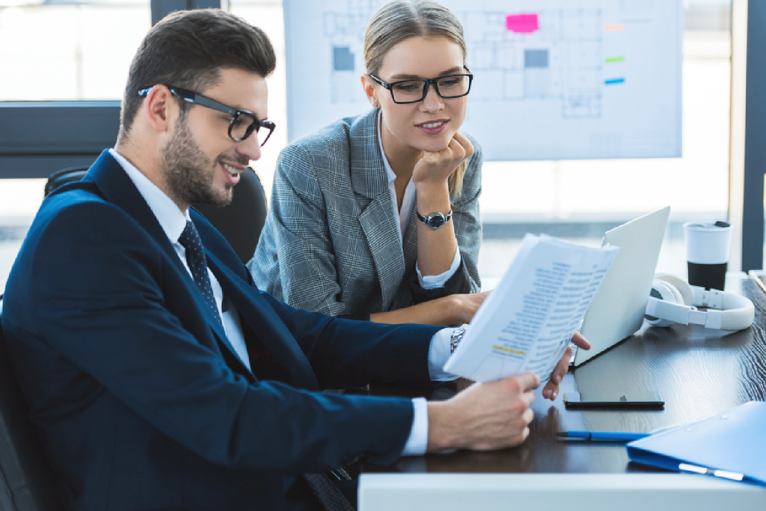 Solución de fraudes inmobiliarios con asesores