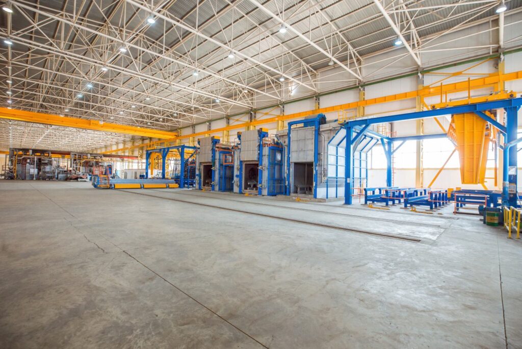Razones de porque comprar una nave industrial